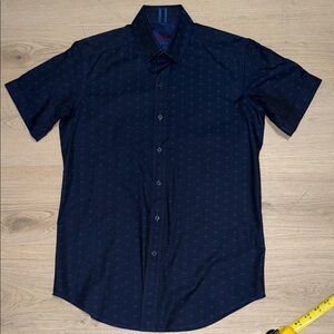 Robert Graham Blue Short Sleeve Button Down Shirt Sz XS
